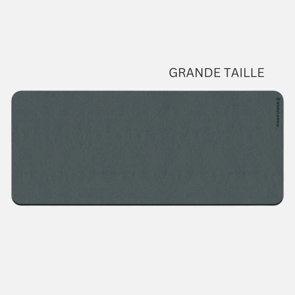 Grand tapis de bain noir XL en diatomite, modèle Vatten, offrant une absorption rapide et une surface antidérapante pour plus de sécurité dans la salle de bain.